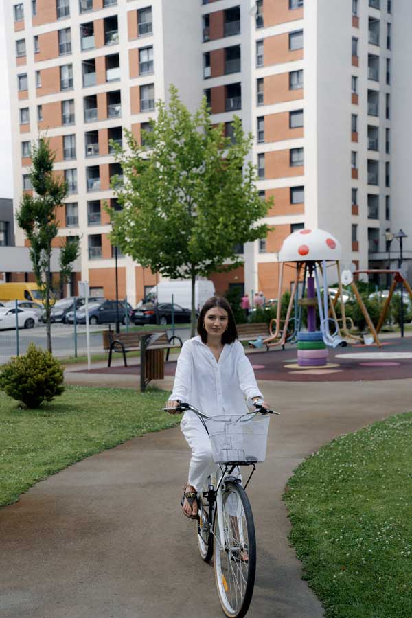 adora image 1